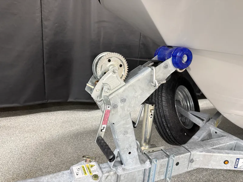 Slide: The Image of Boston Whaler 170 Montauk 2026 - 45