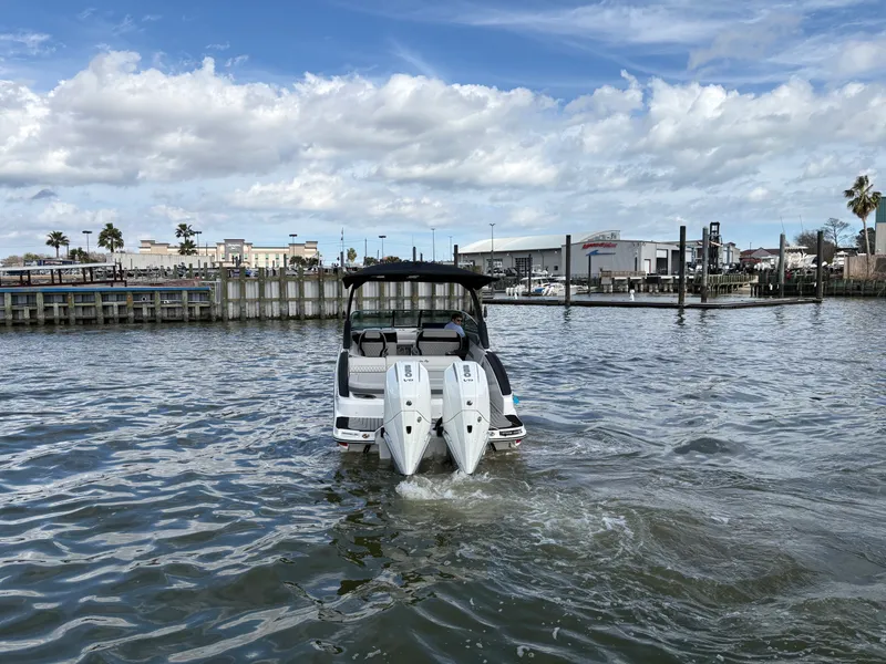 Slide: The Image of Sea Ray SLX 280 Outboard 2026 - 3