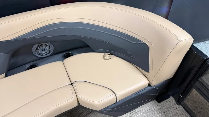 Slide: The Image of Barletta Cabrio 22 QC 2026 - 21