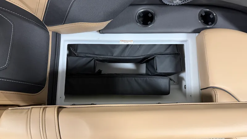 Slide: The Image of Barletta Cabrio 22 QC 2026 - 25