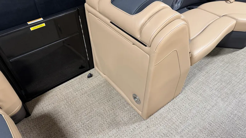 Slide: The Image of Barletta Cabrio 22 QC 2026 - 30