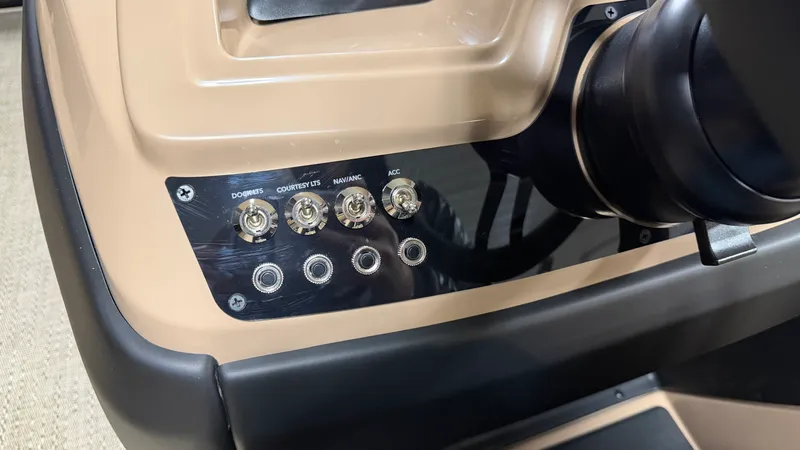 Slide: The Image of Barletta Cabrio 22 QC 2026 - 59