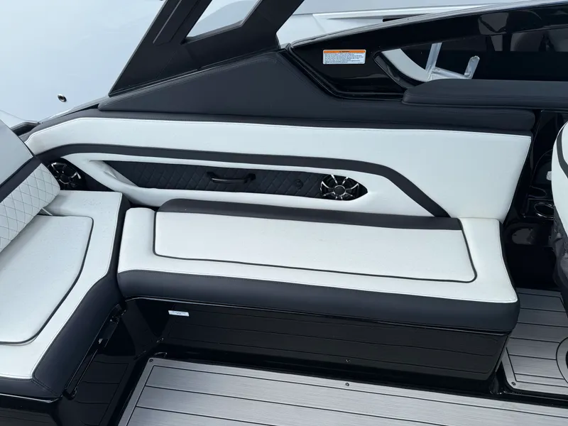 Slide: The Image of Yamaha 275SD 2025 - 11