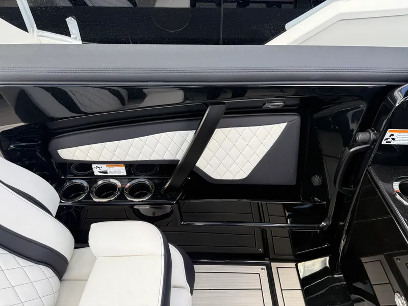 Slide: The Image of Yamaha 275SD 2025 - 12