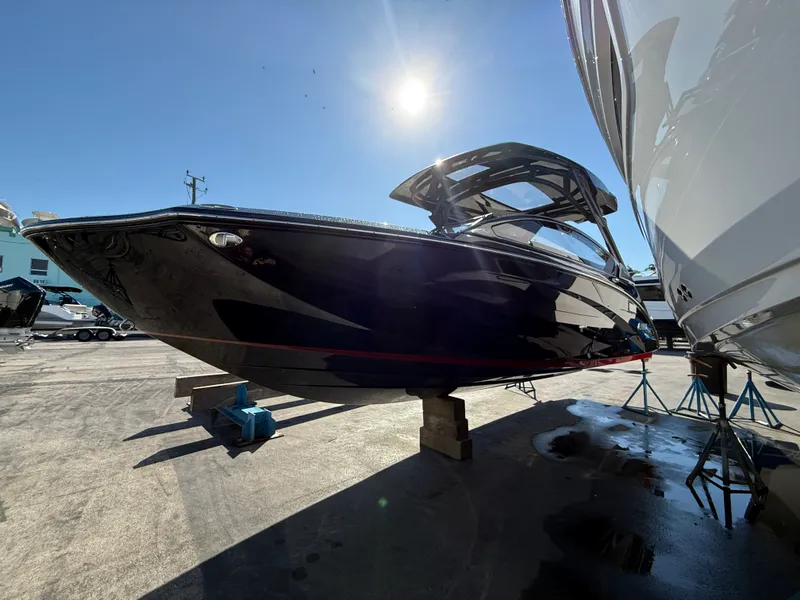 Slide: The Image of Yamaha 275SD 2025 - 2