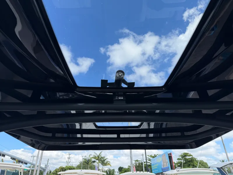 Slide: The Image of Yamaha 275SD 2025 - 20