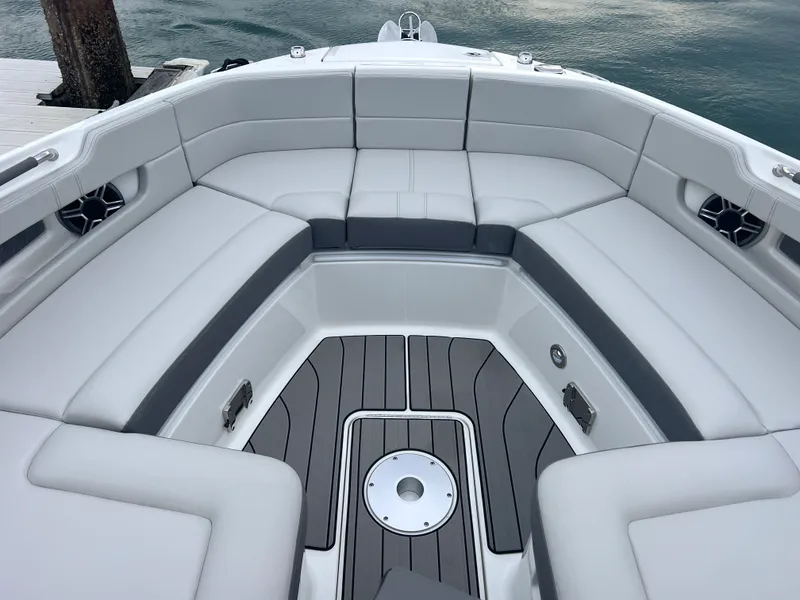 Slide: The Image of Sea Ray SLX 310 Outboard 2026 - 30