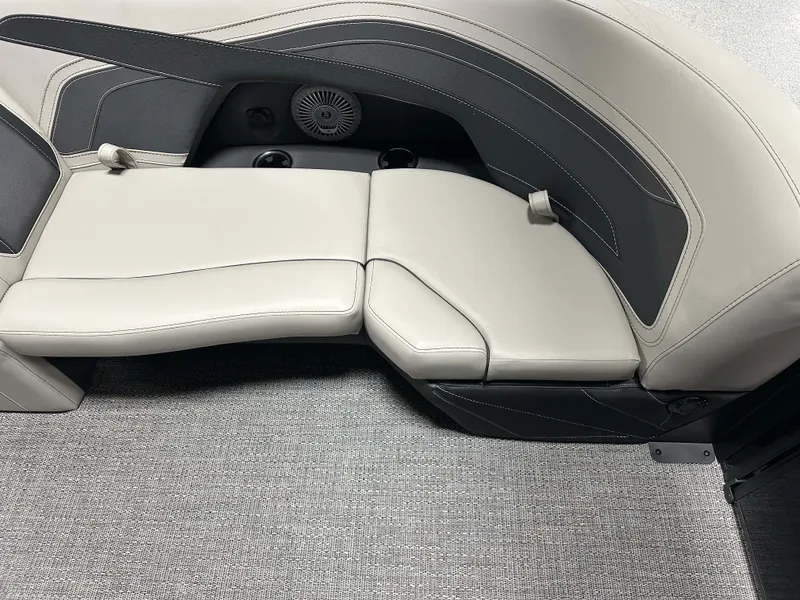 Slide: The Image of Barletta Cabrio 22 Q 2026 - 14