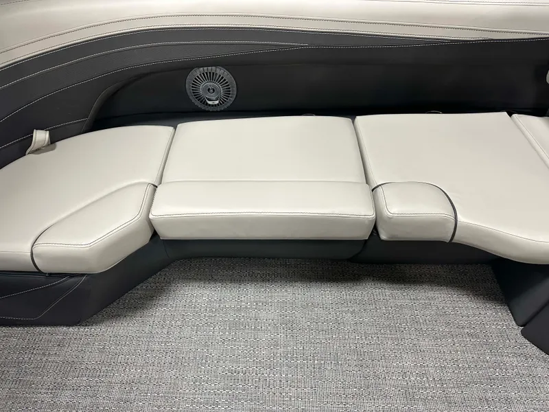 Slide: The Image of Barletta Cabrio 22 Q 2026 - 24