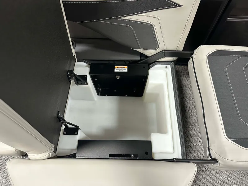 Slide: The Image of Barletta Cabrio 22 Q 2026 - 33