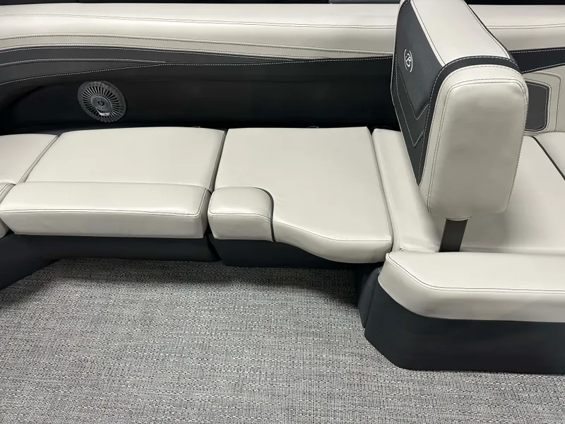 Slide: The Image of Barletta Cabrio 22 Q 2026 - 27