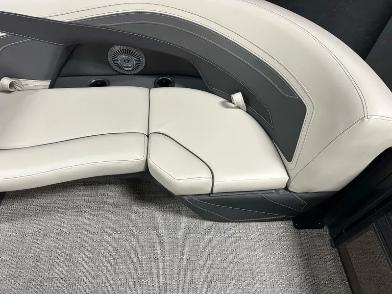 Slide: The Image of Barletta Cabrio 22 Q 2026 - 60