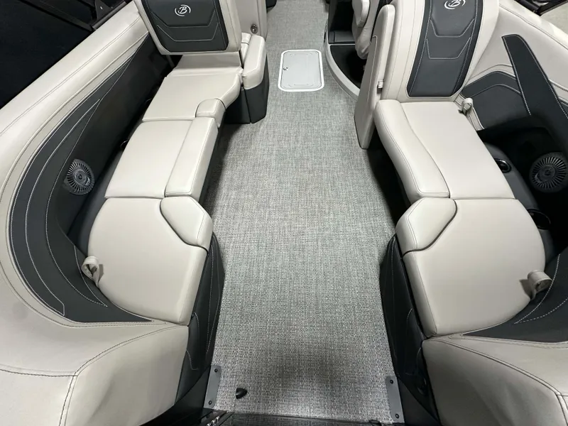 Slide: The Image of Barletta Cabrio 22 Q 2026 - 13