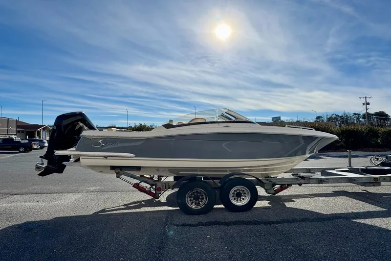 Slide: The Image of Scout 215 Dorado 2026 - 4