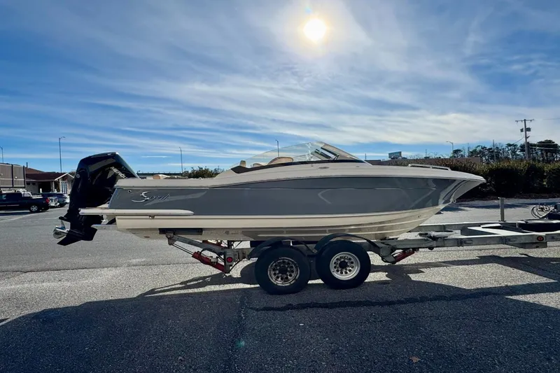 Slide: The Image of Scout 215 Dorado 2026 - 5