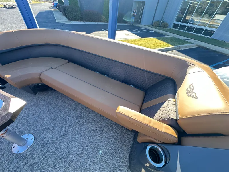 Slide: The Image of Bennington 24M 2026 - 25