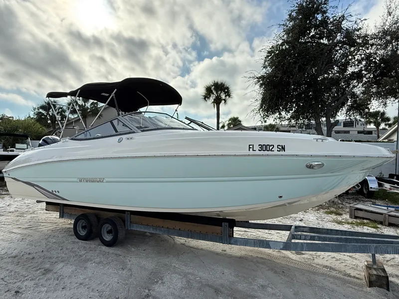 Slide: The Image of Stingray 234LR 2019 - 3