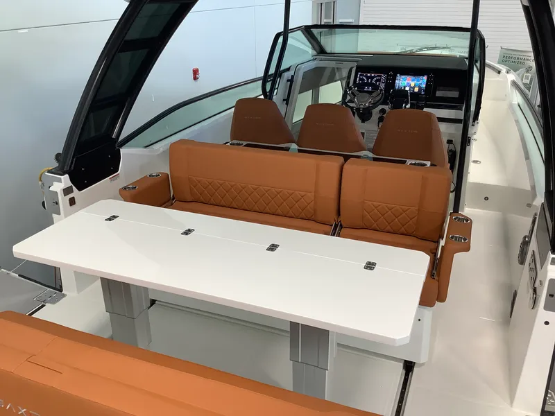 Slide: The Image of Saxdor 320 GTO 2026 - 19