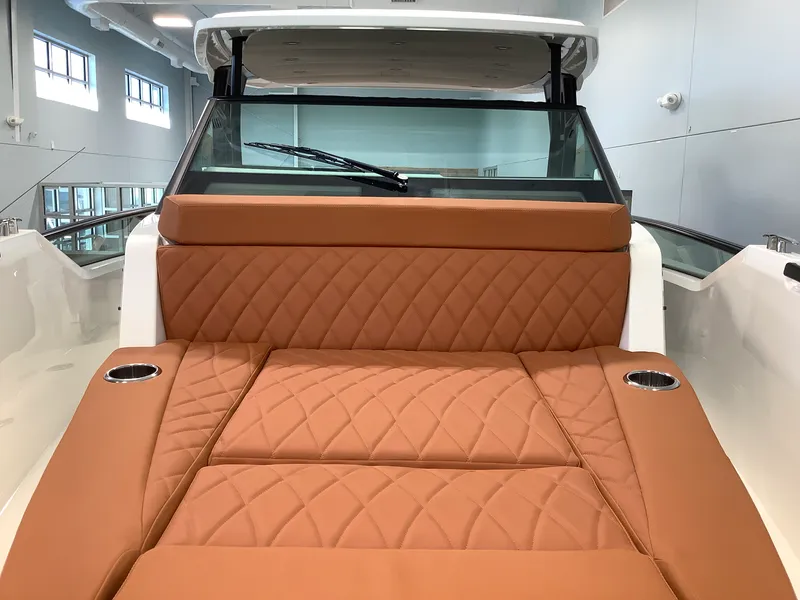 Slide: The Image of Saxdor 320 GTO 2026 - 28