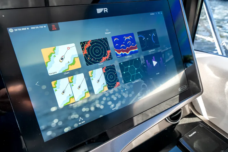 Slide: The Image of Galeon 500 FLY 2024 - 45