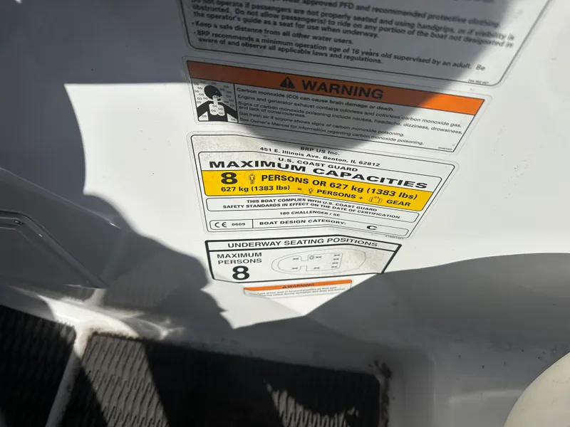 Slide: The Image of Sea-Doo CHALLENGER 180 2011 - 6