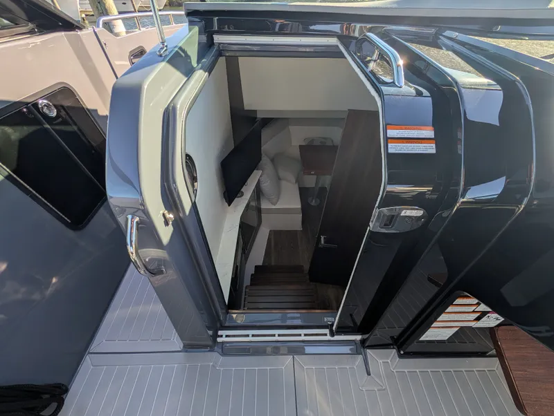 Slide: The Image of Cruisers 38 GLS-OB 2024 - 40