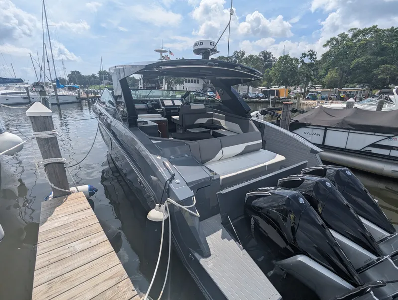 Slide: The Image of Cruisers Yachts 38 GLS-OB 2024 - 13