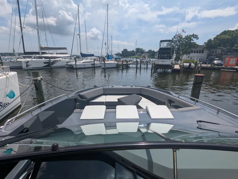 Slide: The Image of Cruisers Yachts 38 GLS-OB 2024 - 38