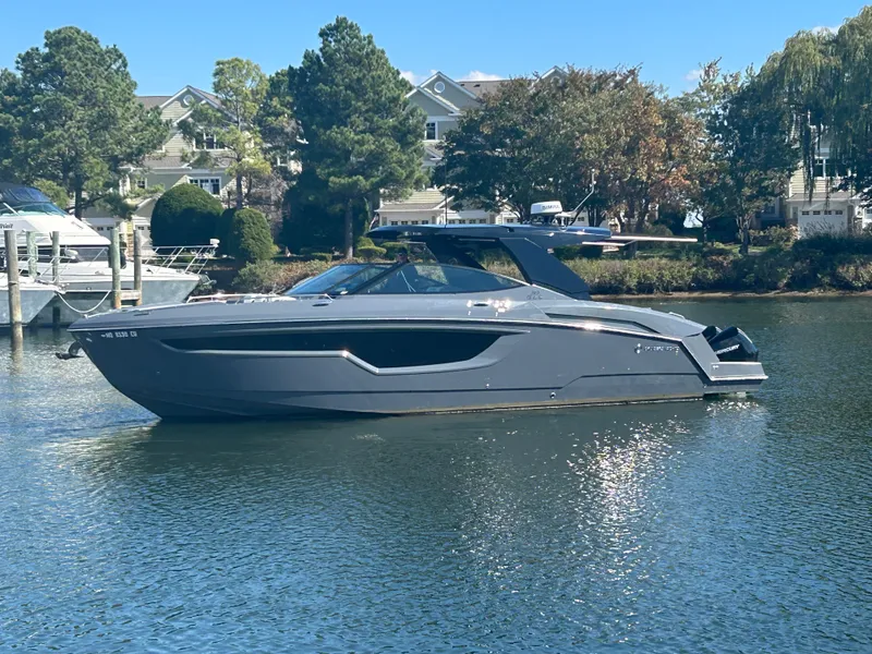 Slide: The Image of Cruisers Yachts 38 GLS-OB 2024 - 5