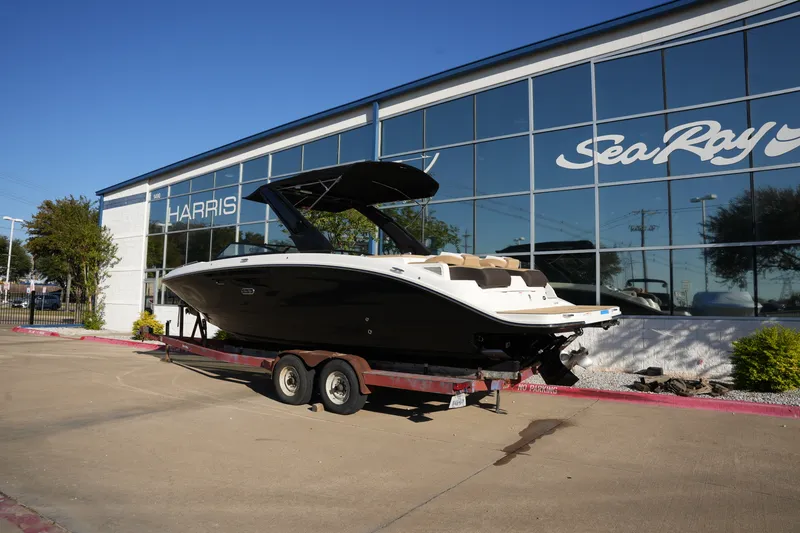 Slide: The Image of Sea Ray SDX 290 2026 - 2