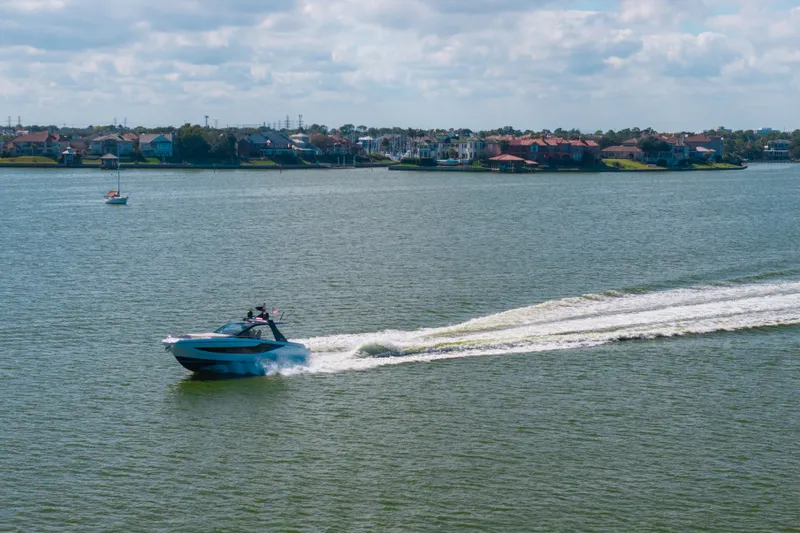 Slide: The Image of Azimut AZ42 VERVE 2023 - 46