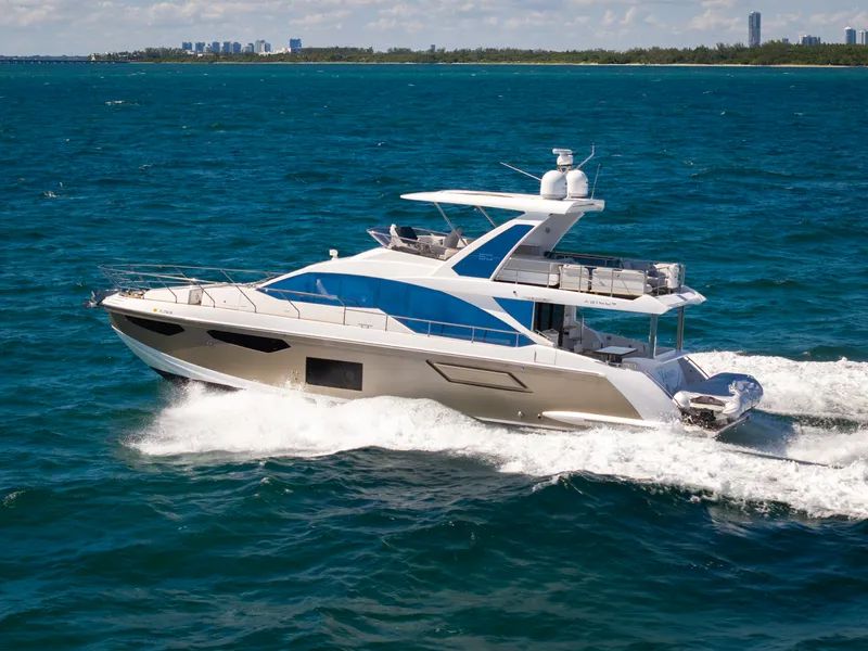 Slide: The Image of Azimut 60 Flybridge 2021 - 9