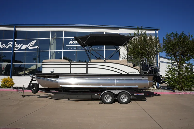 The Image of Harris Cruiser 210 2026 - 0
