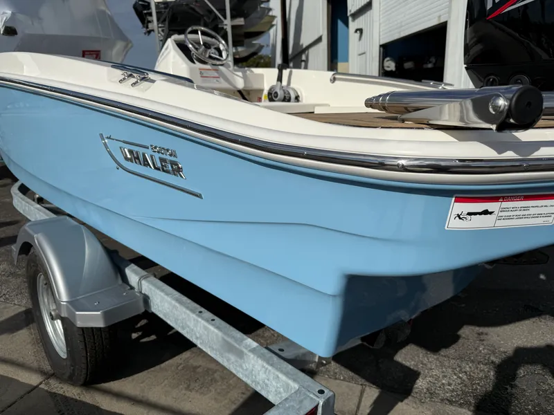 Slide: The Image of Boston Whaler 160 Super Sport 2026 - 2