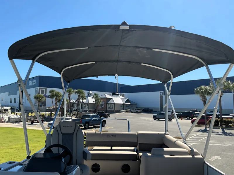 Slide: The Image of Harris Cruiser 230 2026 - 45