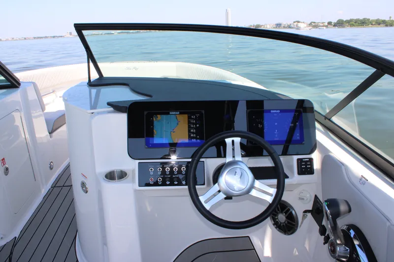 Slide: The Image of Sea Ray SDX 230 Outboard 2026 - 35