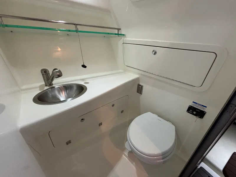 Slide: The Image of Boston Whaler 285 Conquest 2026 - 15