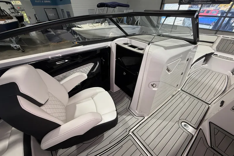 Slide: The Image of Yamaha 252S 2026 - 17