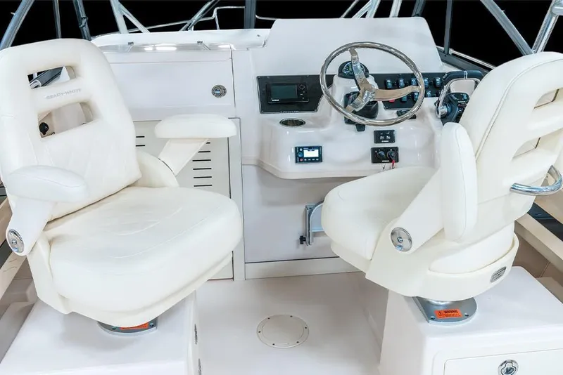 Slide: The Image of Grady-White Gulfstream 232 2023 - 8