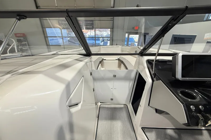 Slide: The Image of Yamaha AR250 2026 - 19