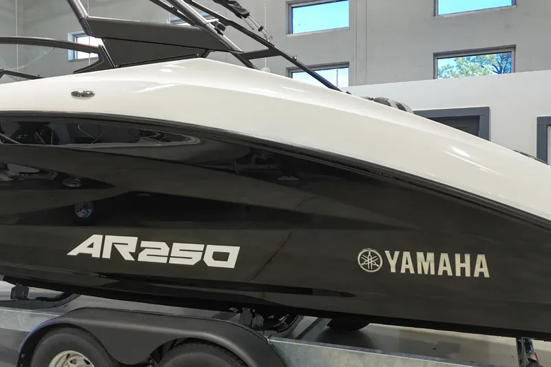 Slide: The Image of Yamaha AR250 2026 - 3