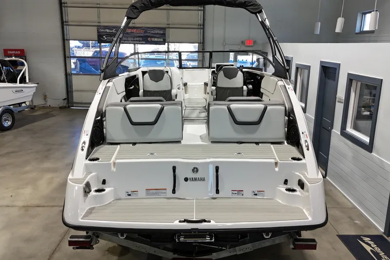 Slide: The Image of Yamaha AR250 2026 - 7