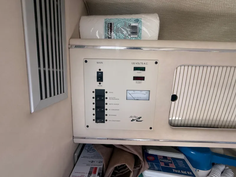 Slide: The Image of Sea Ray 280 SUNSPORT 1996 - 16