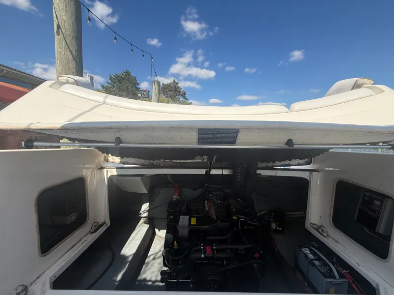 Slide: The Image of Sea Ray 280 SUNSPORT 1996 - 22