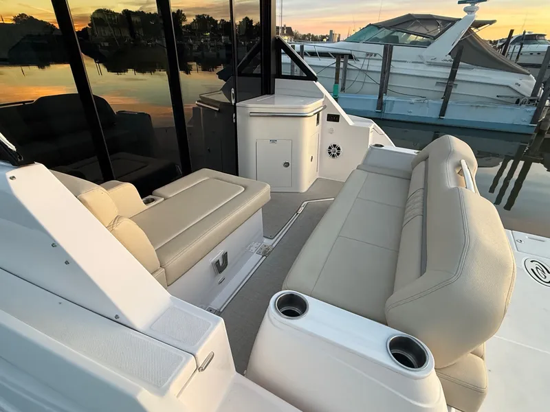 Slide: The Image of Regal 36 Grande Coupe 2022 - 10