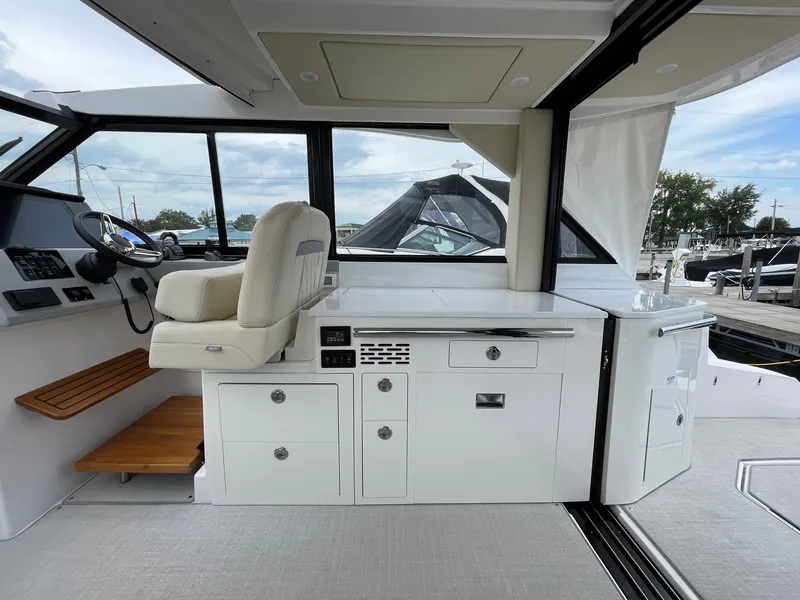 Slide: The Image of Regal 36 Grande Coupe 2022 - 16