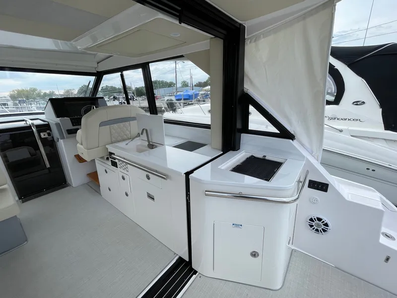 Slide: The Image of Regal 36 Grande Coupe 2022 - 18