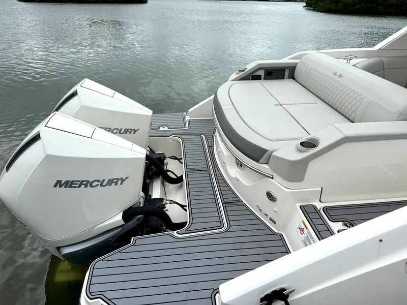 Slide: The Image of Sea Ray SLX 310 OB 2021 - 24