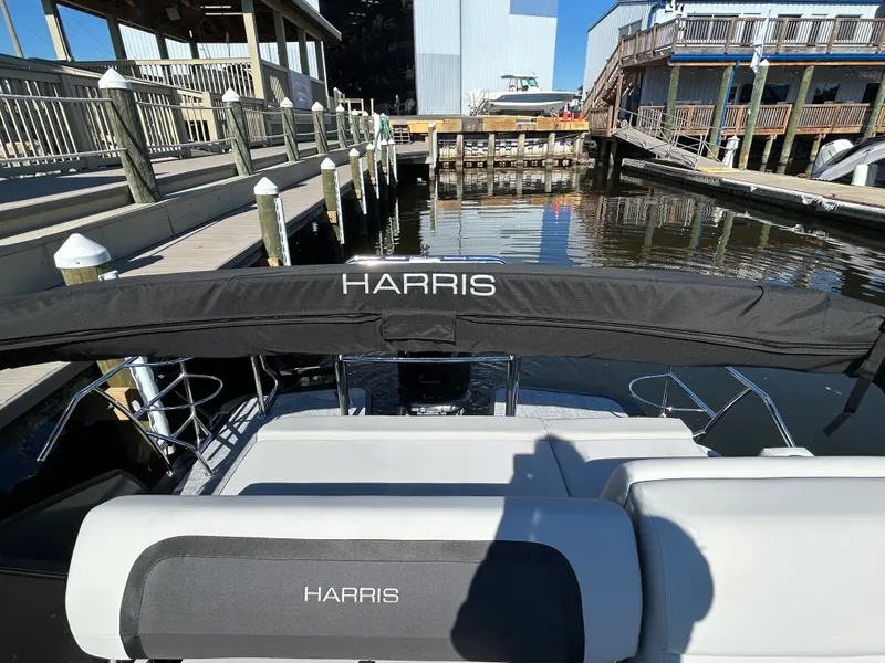 Slide: The Image of Harris Cruiser 250 2026 - 13