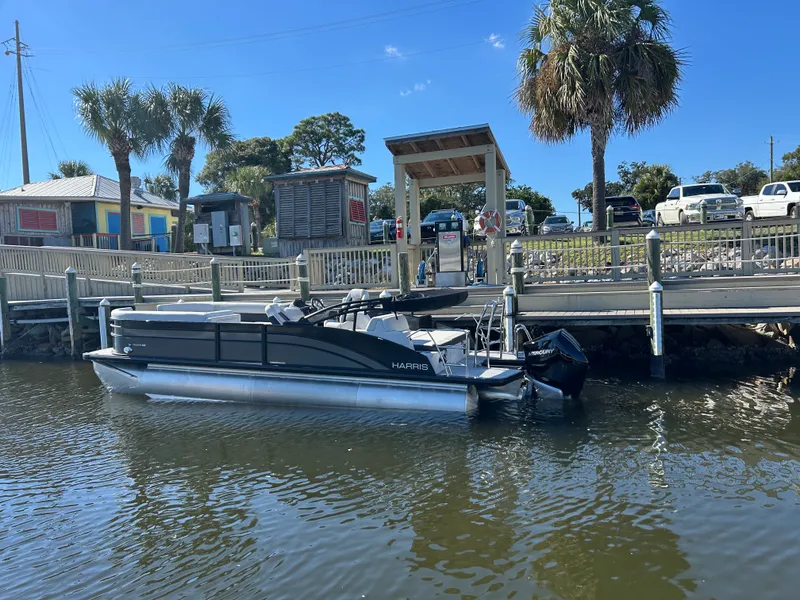 Slide: The Image of Harris Cruiser 250 2026 - 2